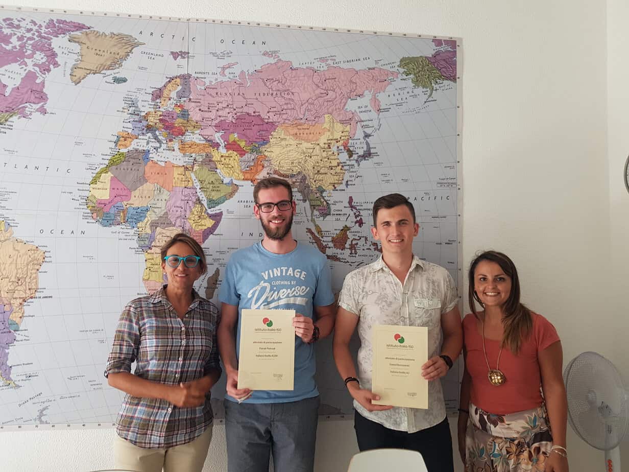 Perfectionnez votre italien à Naples avec Sherwood School : séjour linguistique en Italie en immersion totale et éligible au CPF. Perfectionnez votre italien à Naples avec Sherwood School : séjour linguistique en Italie en immersion totale et éligible au CPF.