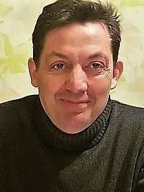 Apprenez l'anglais avec Benoit, votre professeur de langues au centre de Carquefou de Sherwood School, pour une formation de qualité proche de chez vous.