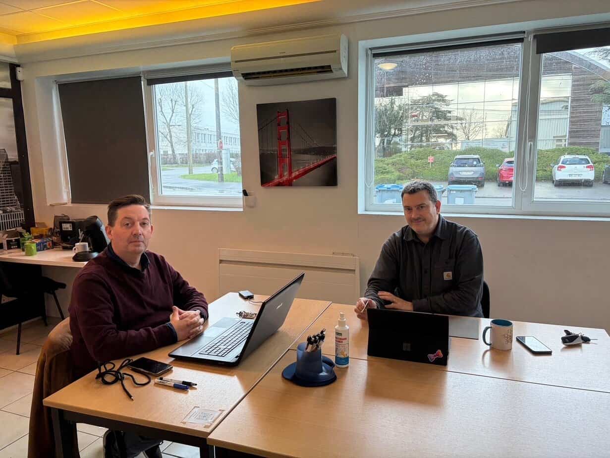 Cours particuliers d'anglais à Carquefou (Nantes) : formation sur-mesure en face-à-face avec un formateur chez Sherwood School. Cours particuliers d'anglais à Carquefou (Nantes) : formation sur-mesure en face-à-face avec un formateur chez Sherwood School.