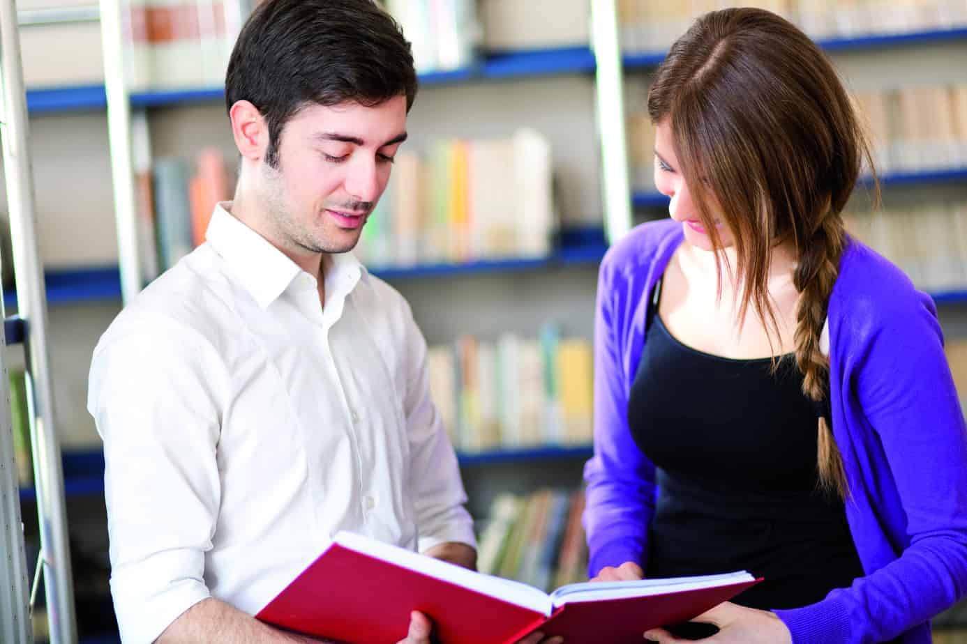 Cours particuliers d'espagnol à Nantes et La Baule avec Sherwood School : progressez rapidement grâce à nos formations sur mesure éligibles au CPF.
