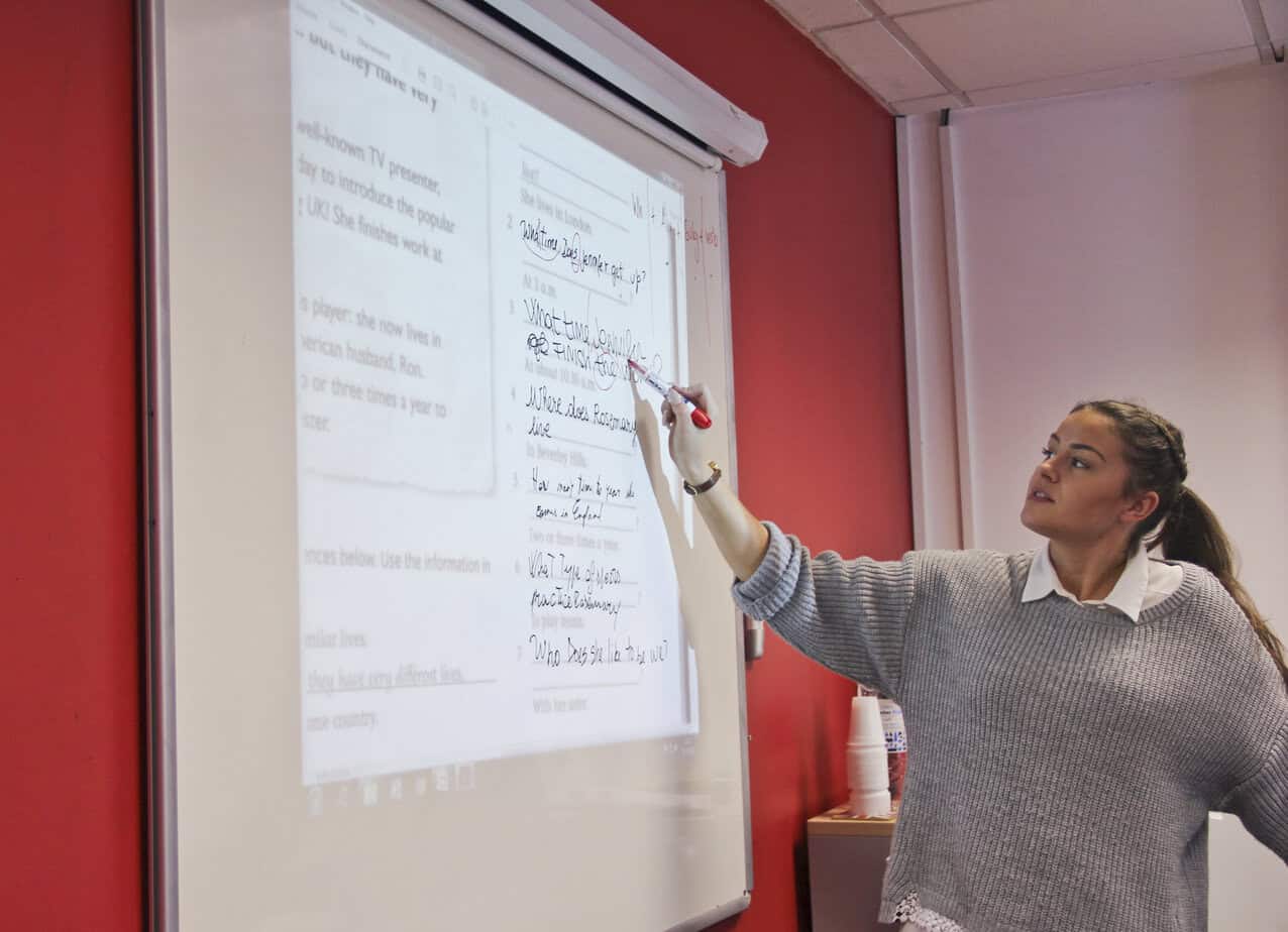 Professeur d'anglais native à Londres : cours de langue de qualité chez Speak Up London, séjour linguistique éligible au CPF.