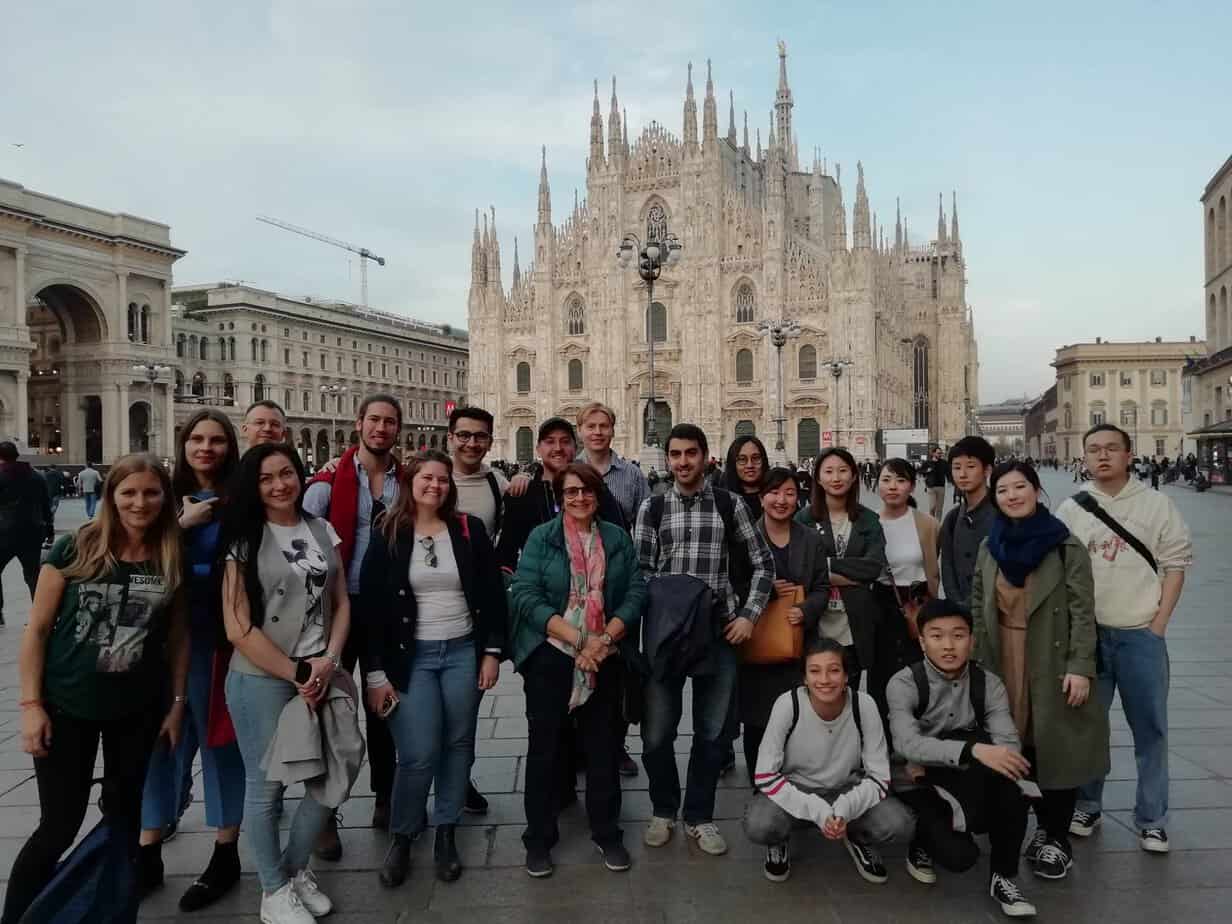 Découverte culturelle à Milan avec Sherwood School : séjour linguistique en Italie et cours d'italien éligibles au CPF. étudiants internationaux. Découverte culturelle à Milan avec Sherwood School : séjour linguistique en Italie et cours d'italien éligibles au CPF. étudiants internationaux.