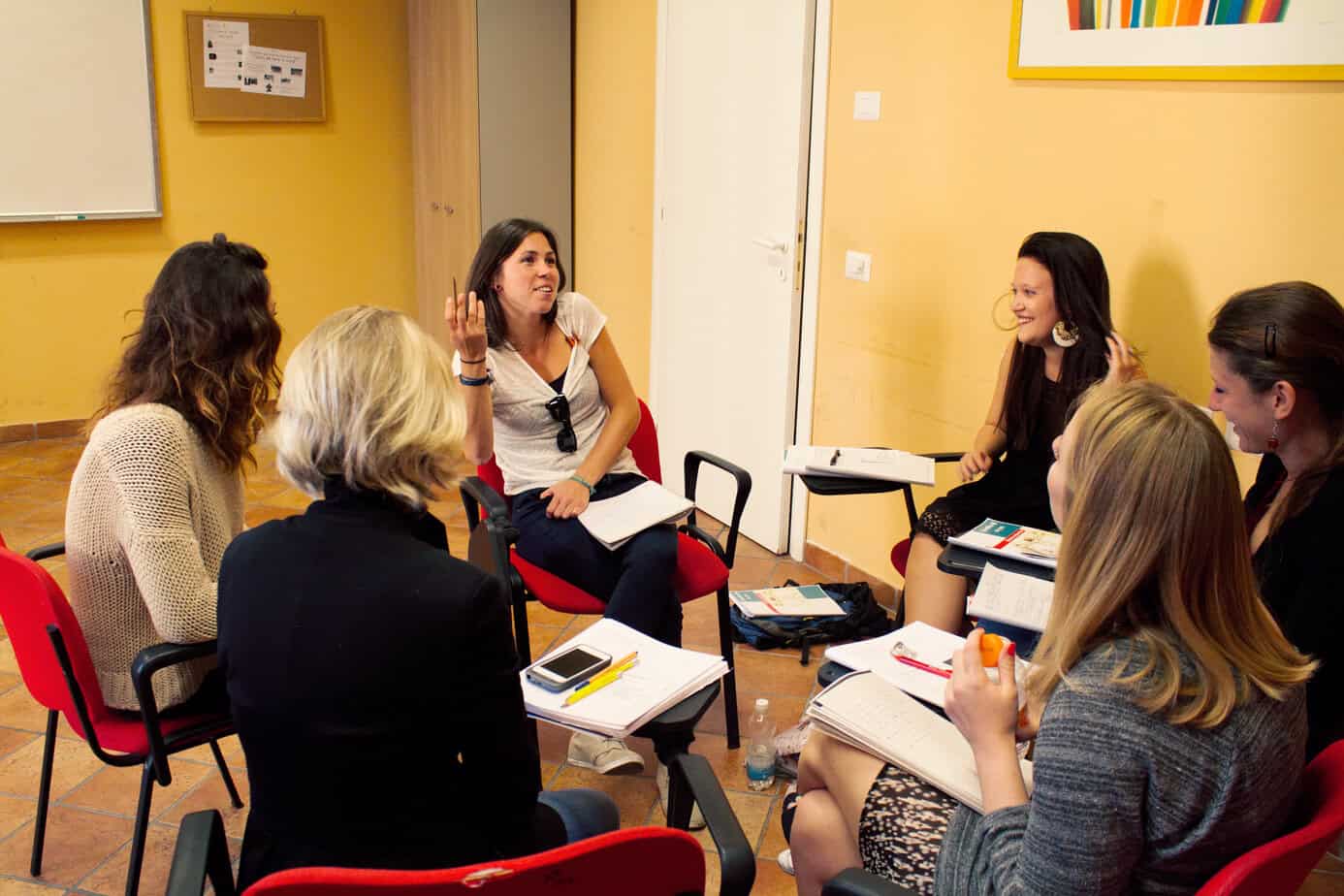 Cours d'italien à Rome avec Sherwood School : progressez rapidement en immersion grâce à votre CPF dans notre centre partenaire.