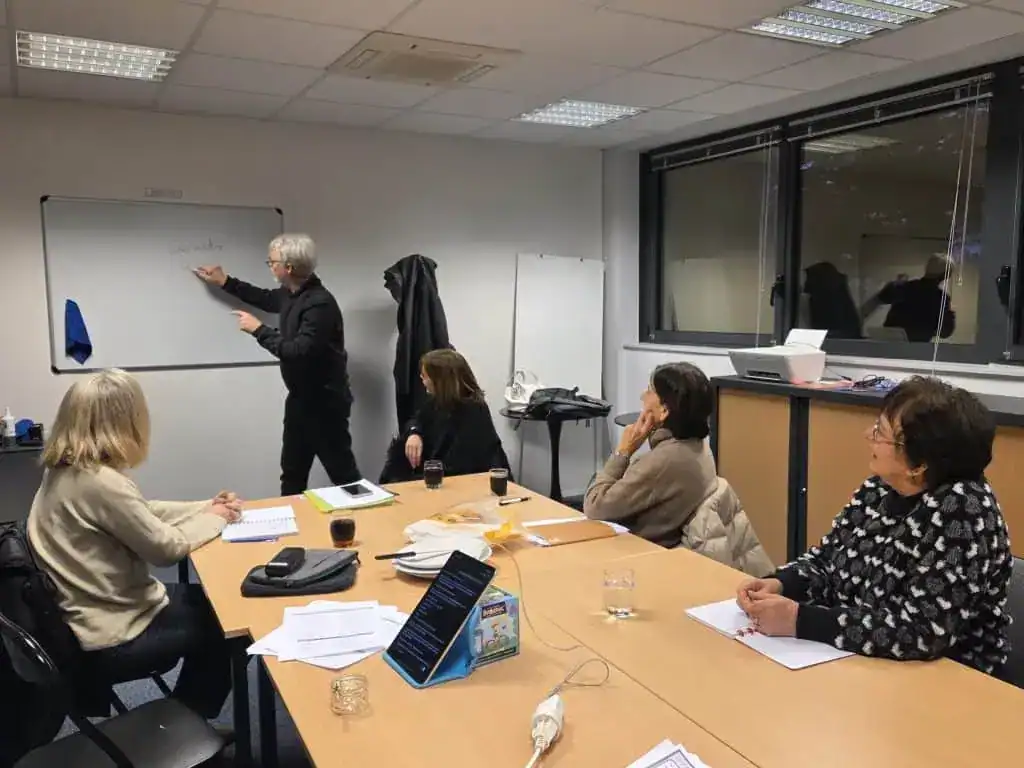 advanced-training-enseigner-langues-adultes-formation-perfectionnement-La Baule-Sherwood School