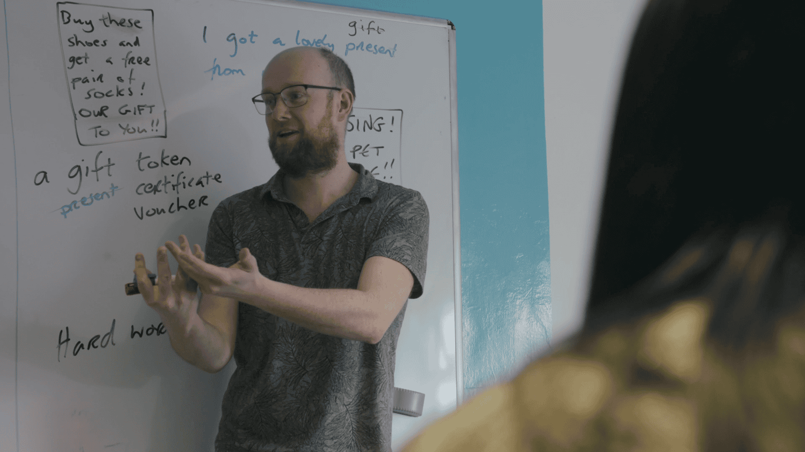 Cours d'anglais avec un professeur natif à Dublin : immersion linguistique chez Everest Language School, programme Sherwood School éligible au CPF.