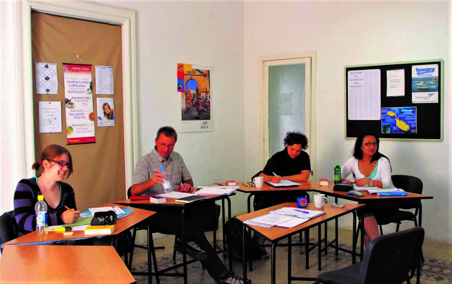 Séjour linguistique à Malte, La Valette : cours d'anglais pour adultes chez Cavendish School, partenaire de Sherwood School, école de langues à La Baule (formation éligible CPF).