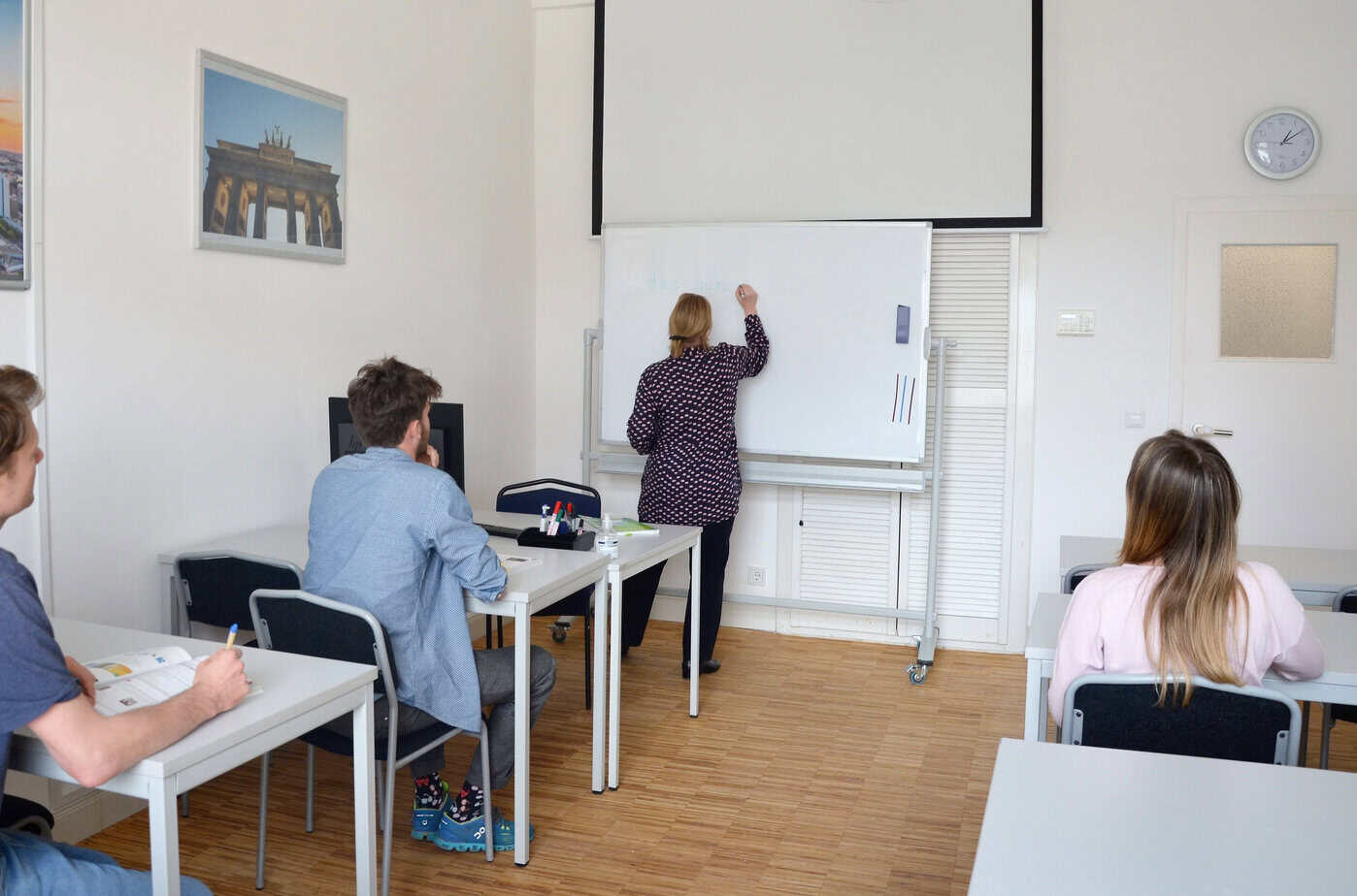 Progresser en allemand à Berlin : cours de langue efficaces au centre BWS avec Sherwood School, formation certifiée éligible au CPF. Progresser en allemand à Berlin : cours de langue efficaces au centre BWS avec Sherwood School, formation certifiée éligible au CPF.