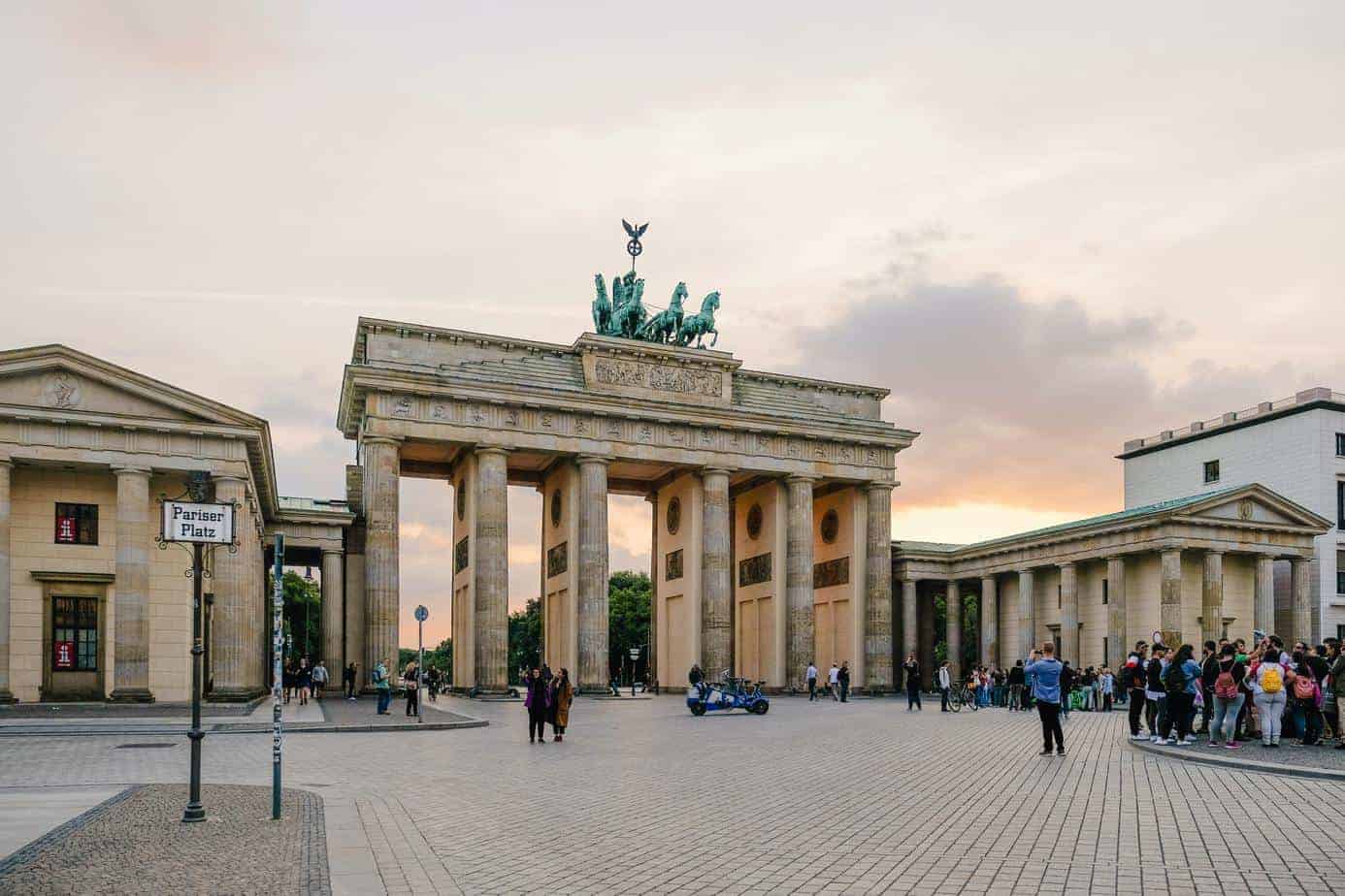 Apprenez l'allemand en immersion à Berlin lors d'un séjour linguistique captivant avec Sherwood School, la formule idéale pour progresser au cœur de la capitale (CPF).